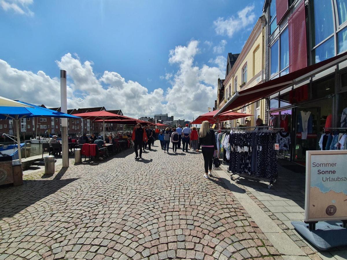 Husum Zentrum Bis 5 Personen Eksteriør billede
